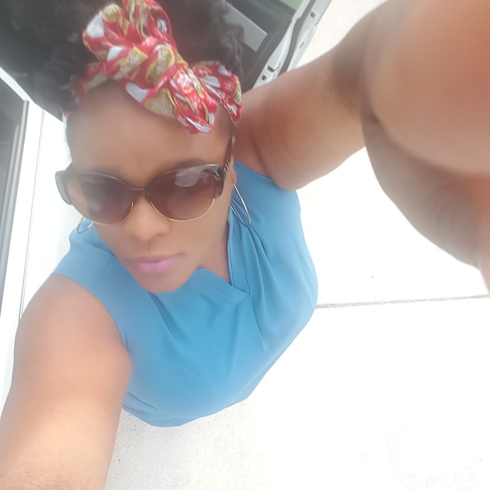 Meet your Posher, Charmaine